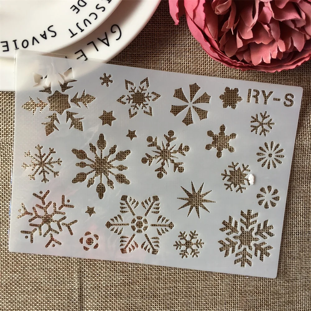 S M L Snow Winter Christmas Holiday Snowflake DIY Layering Stencils Painting Scrapbook Coloring Embossing Decorative Template