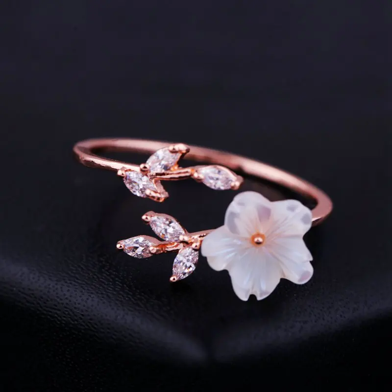 Cute Zircon Crystal Leaf Shell Flower Ring for Women Ladies Rose Gold color Romantic Shell Jewelry open Rings Size adjustable