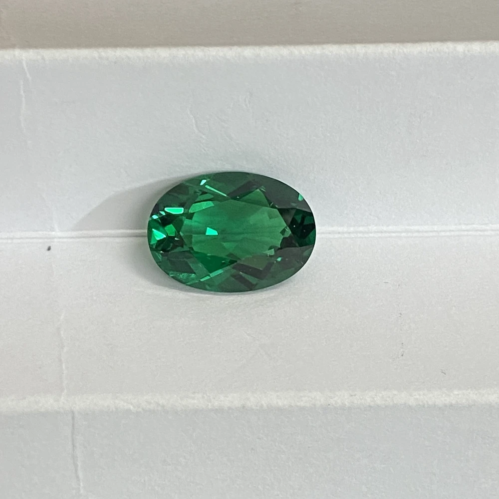 

Meisidian 10x14mm 5A Quality 6 Carat Oval Cut Lab Green Emerald Loose Gemstone For Ring