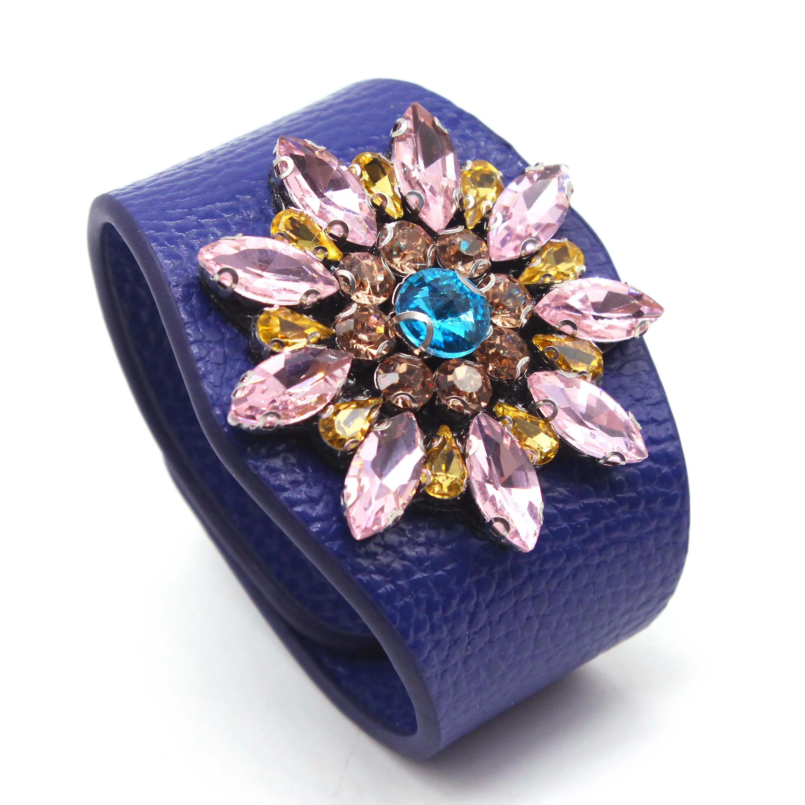 European Fashion Punk Wide Crystal Flowers Leather Bracelets for Women Charm Cuff Bracelet Statement Jewelry
