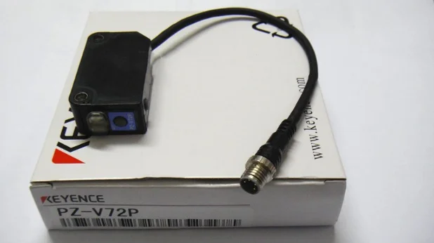 

New Keyence PZ-V72P Sensor in box