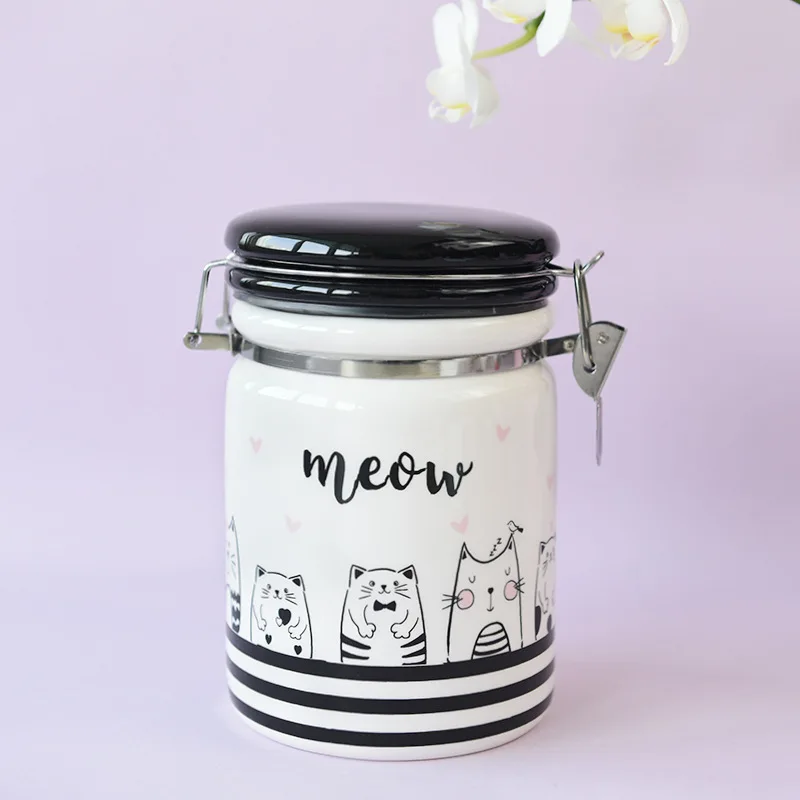 

Creative ceramic sealed jar buckle large storage jar with lid round tea jar food grain storage jar.