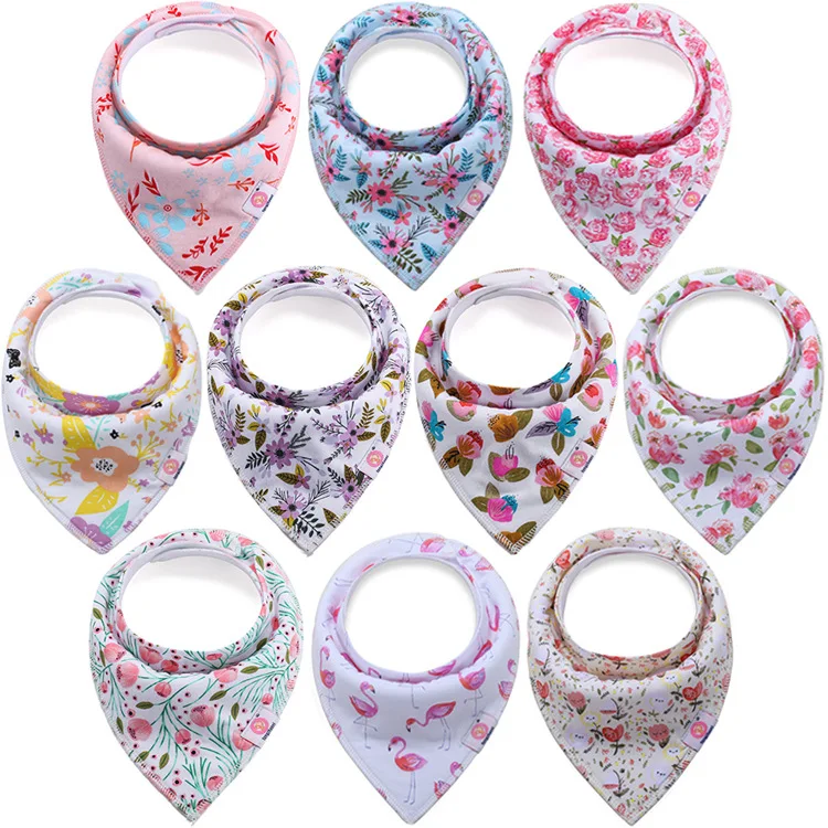 4pcs/ lot Cotton Bandana Bibs Baby Saliva Towel Baby Cartoon Print Triangle Cotton Baby Scarf Meal Collar Burp Baby