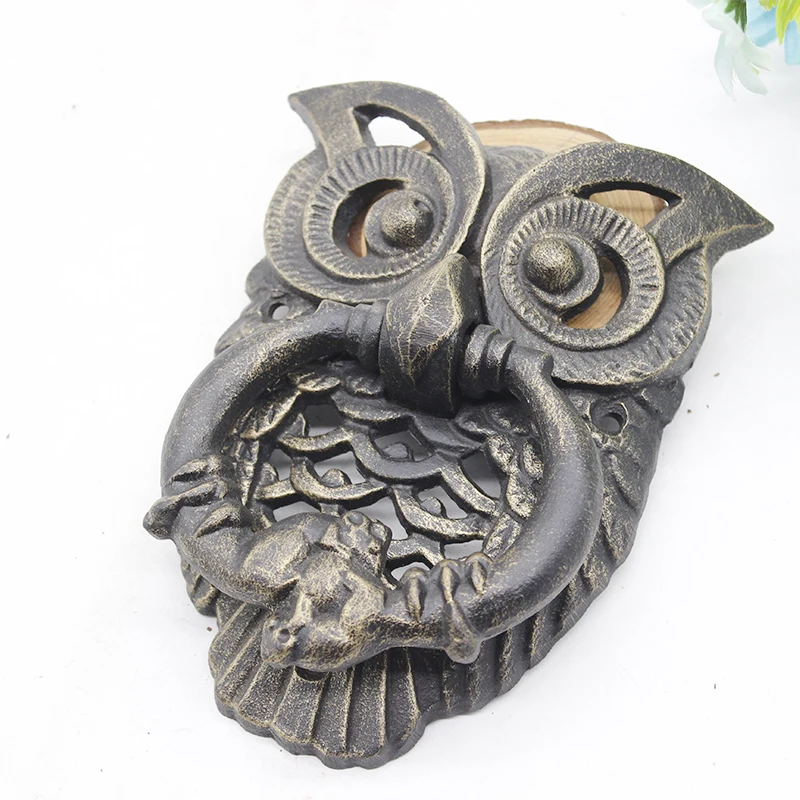 Imagem -02 - Metal Coruja Figura Porta Knocker para Jardim Ferro Fundido Cor Marrom Artes da Parede Artesanato Artesanal Anéis Handle Knocker Hardware pc