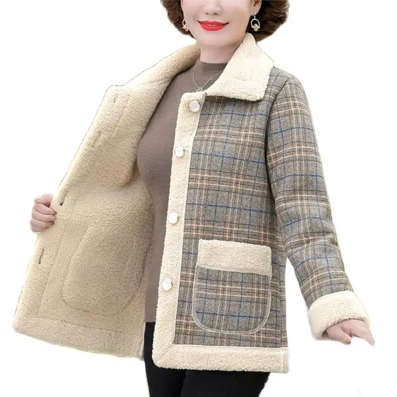 2025 New Autumn Winter Women New Fur Coat Velvet Thick Jacket Middle-aged Mothers Dress Trend Foreign-style Particle Fluff A757