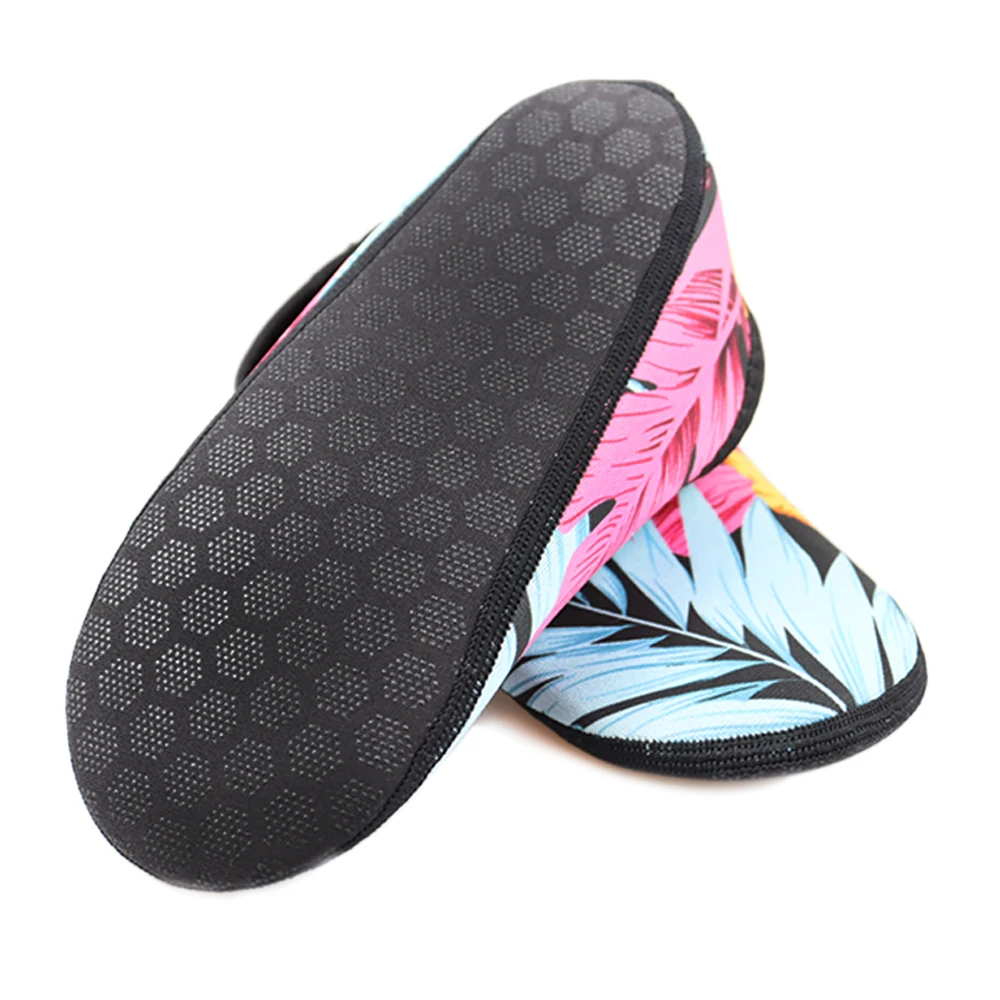 Wholesale Custom Women Summer Diving Short Socks Printed 3MM Neoprene Beach Swim Non-slip Elasticity Shoes Scuba Free Surf Sport