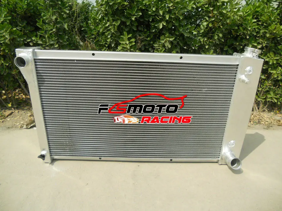 3Row Aluminum Radiator For Chevy C10 C/K C10 C20 C30 Pick up Truck 1967 1968 1969 1970 1971 1972 AT