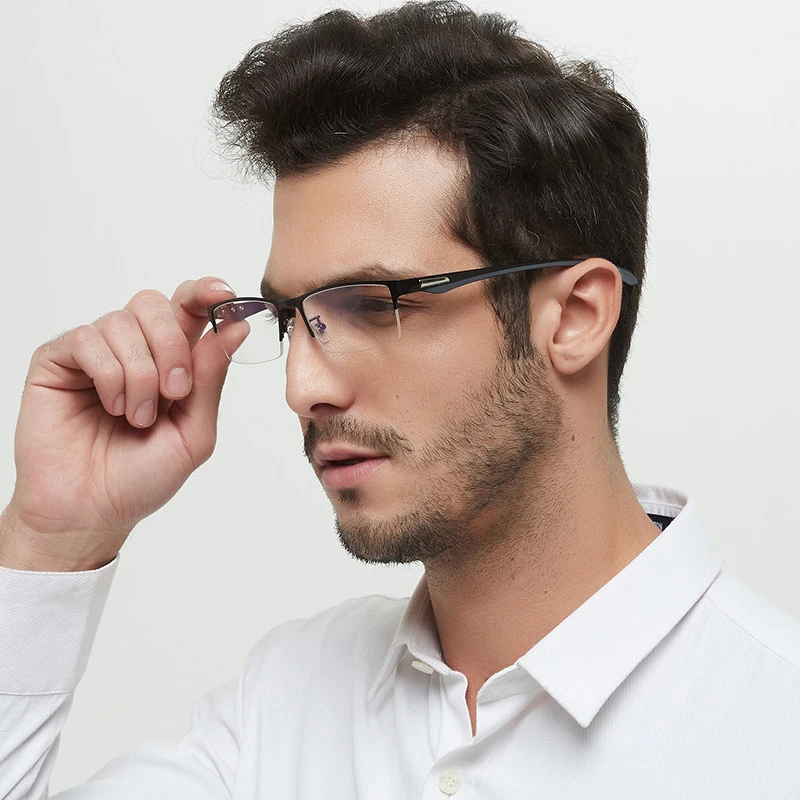 Gli uomini In Lega di Titanio Occhiali Telaio per il Maschio Eyewear Flessibile Templi Gambe IP Placcatura Elettrolitica Della Lega di Materiale