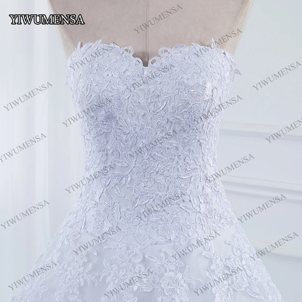 エレガントなストラップレス A ラインのウェディングドレス花嫁のためのカスタマイズされたレースアップビーズブライダルドレス女性フォーマルパーティー結婚服