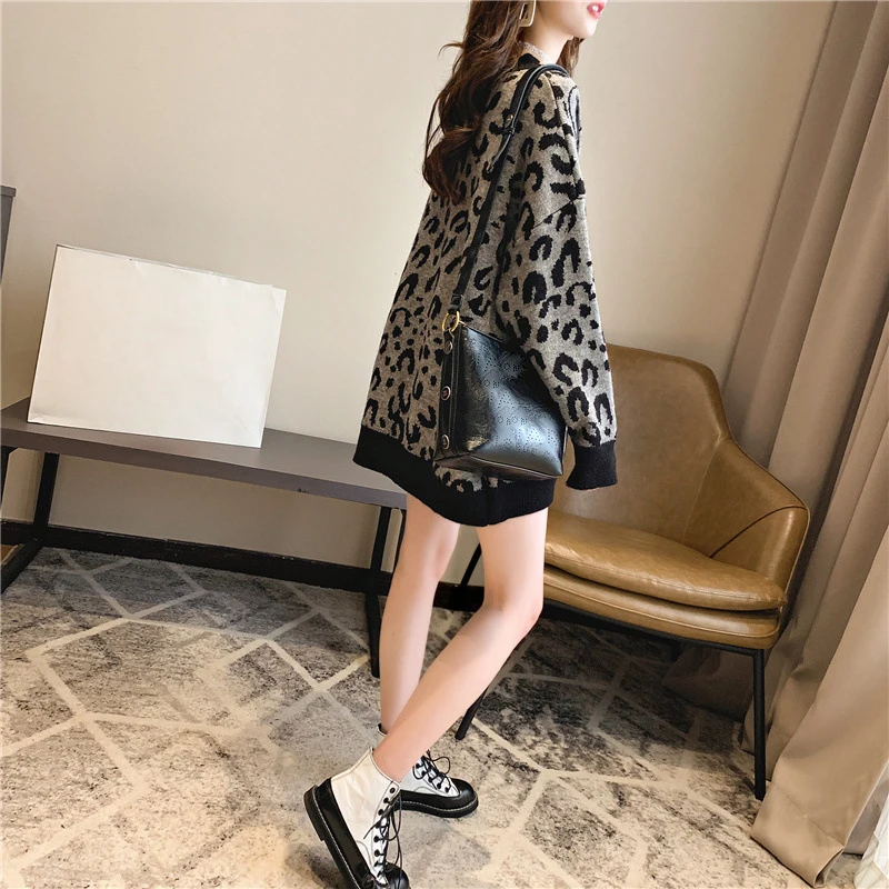 Women Leopard Round Neck Pullover Sweater Long-sleeved Frilly Loose Casual Lazy Tiger Head Sweater Female 2023 Spring