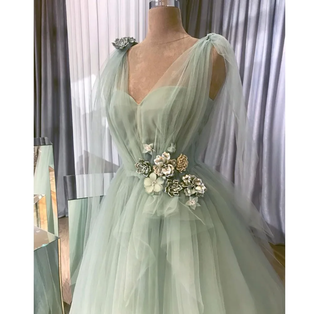 Pretty Mint Green 3D Flower Prom Dresses V-neck Ruffles A-line Prom Gowns V-neck Lace Up Plus Size Party Dress Abendkleider