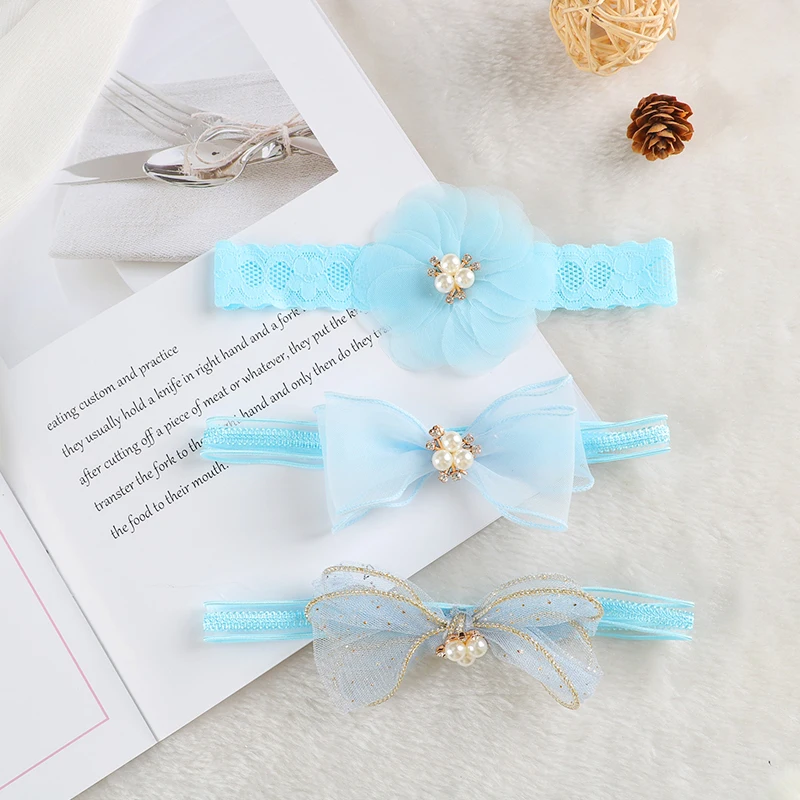 Baby-Stirnband mit Blumen und Schleifen, Kronen-Haarband, Schleifenknoten, Niedliche Kopfbedeckung für Mädchen, Foto-Requisite, 3 Stück/Set – Detail 4