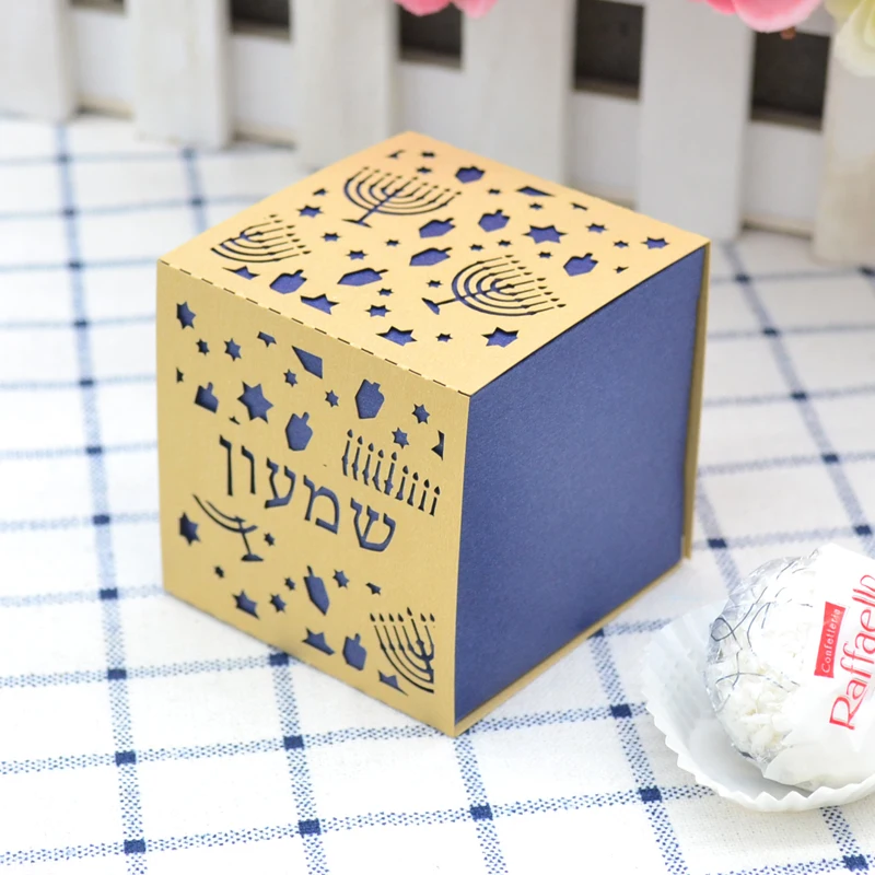 

Hot sale Hanukkah favor box custom eight lights candy box chocolate box for Jewish festival