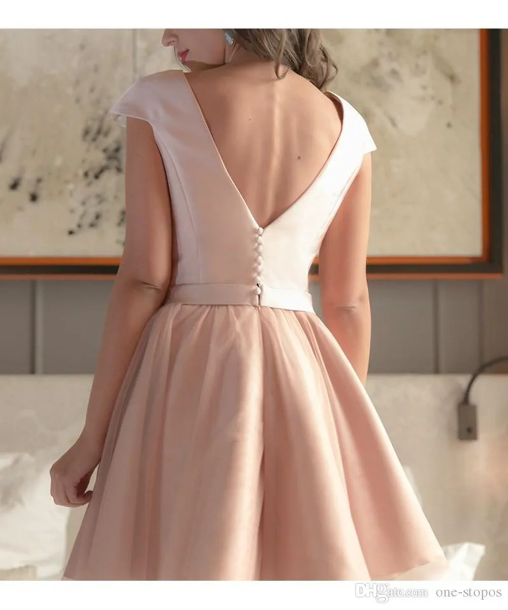 Blush Pink Junior Homecoming Dresses Jewel Neck Cap Sleeves Flowers Appliques Organza Short Graduation Party Dress Cocktail Gown