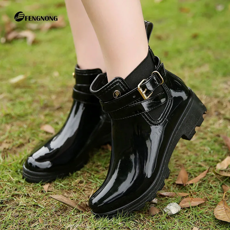 Women Pvc Rain Boots Ankle Waterproof Shoes Water Shoes Female Botas Rubber Short Rainboots winter boots 2021