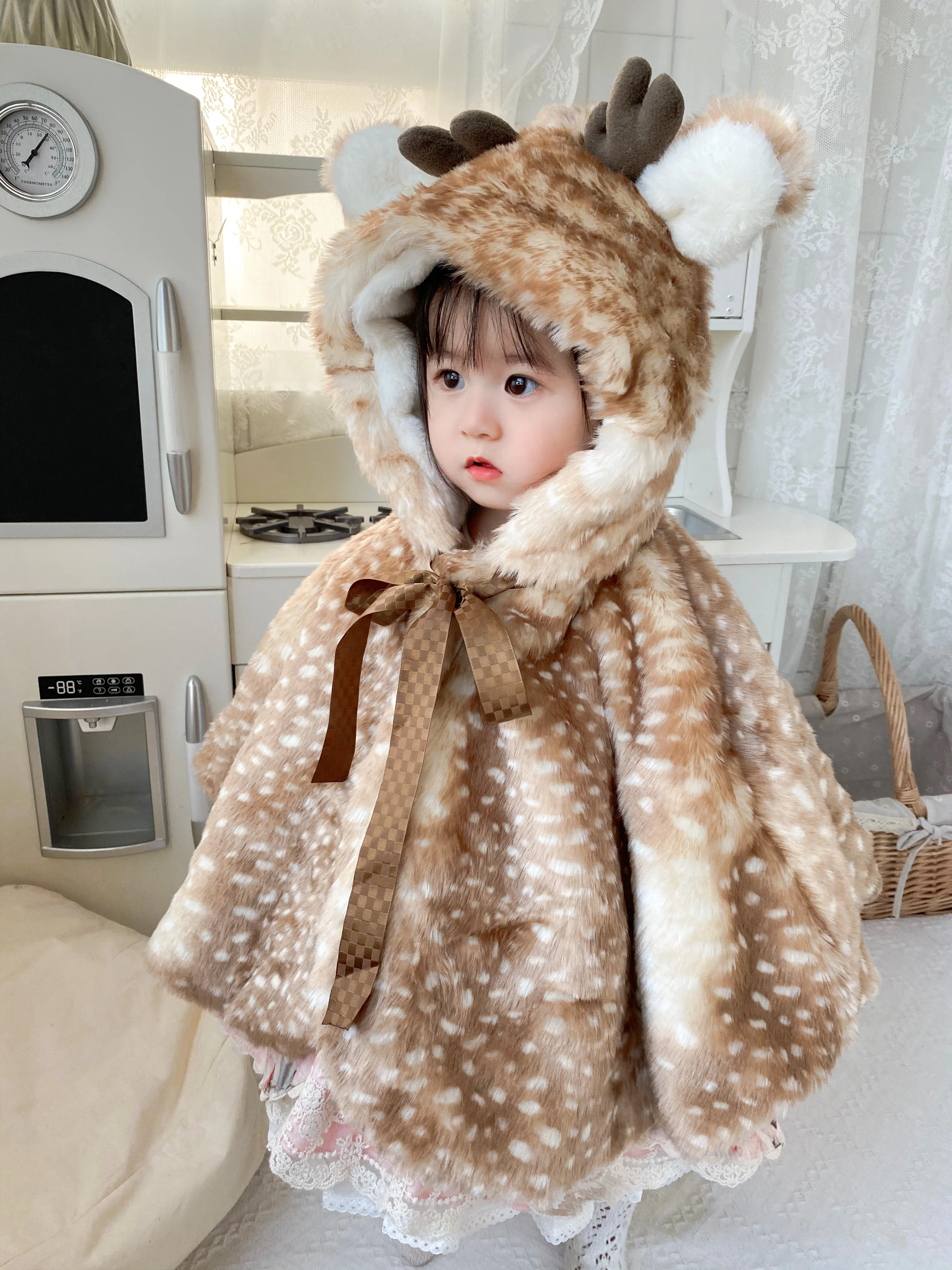 

Baby Girls Christmas Deer Cloak Autumn Winter Thickened Toddler Coat Birthday Party Fawn Shawl Cape Faux Fur Children Costume