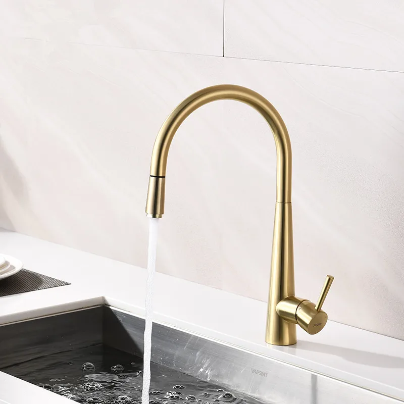 Kitchen Sink Faucets Hot & Cold Solid Brass Sink Mixer Taps Pull Out Spray Nozzle 360 Degree Rotating Single Handle Deck Mounted