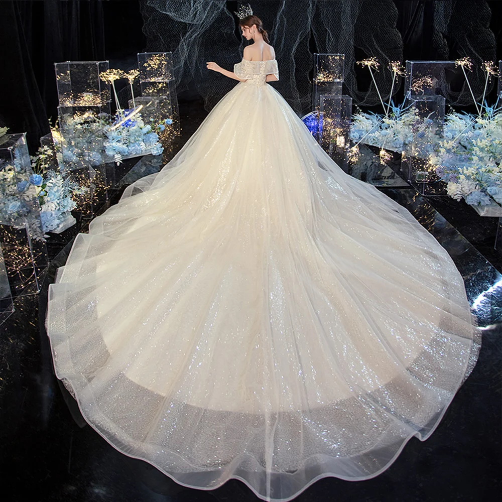 Vestidos De Novia Shining Ball Gown ชุดแต่งงานกับผ้าคลุมหน้าประดับด้วยลูกปัดไข่มุกหรูหรา Robes De Mariage Chapel Train Trouwjurk