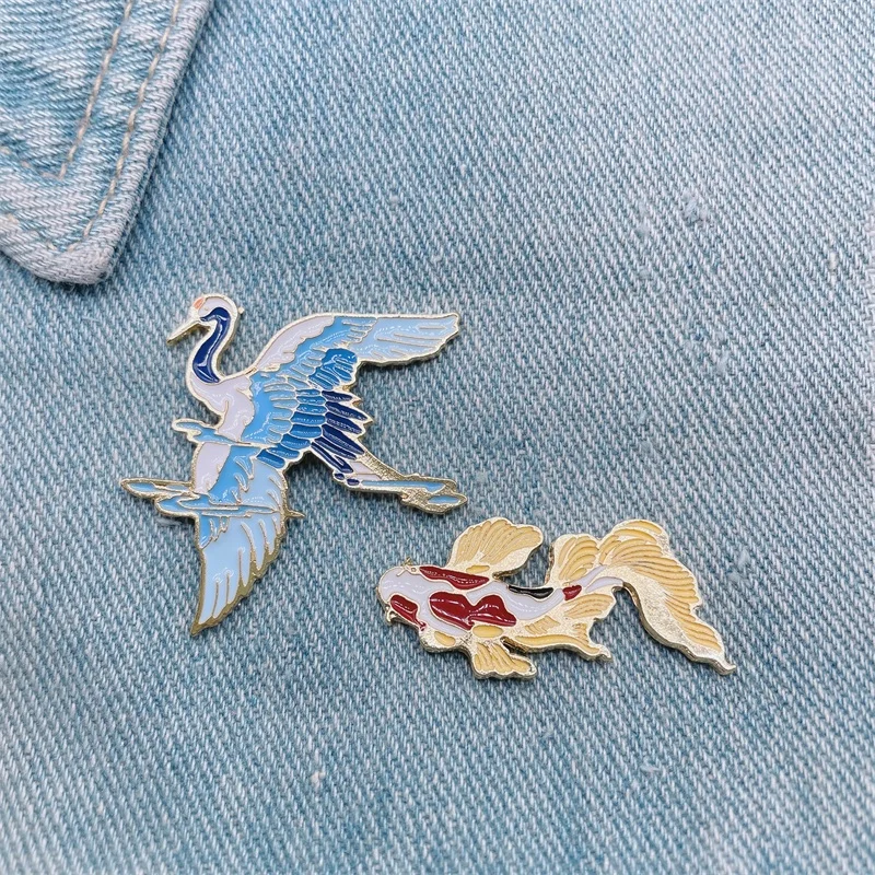 Creative Cartoon Animals Enamel Pins Birds Cranes Fish Koi Alloy Brooches Badges Clothes Accessories Exquisite Women Jewelry
