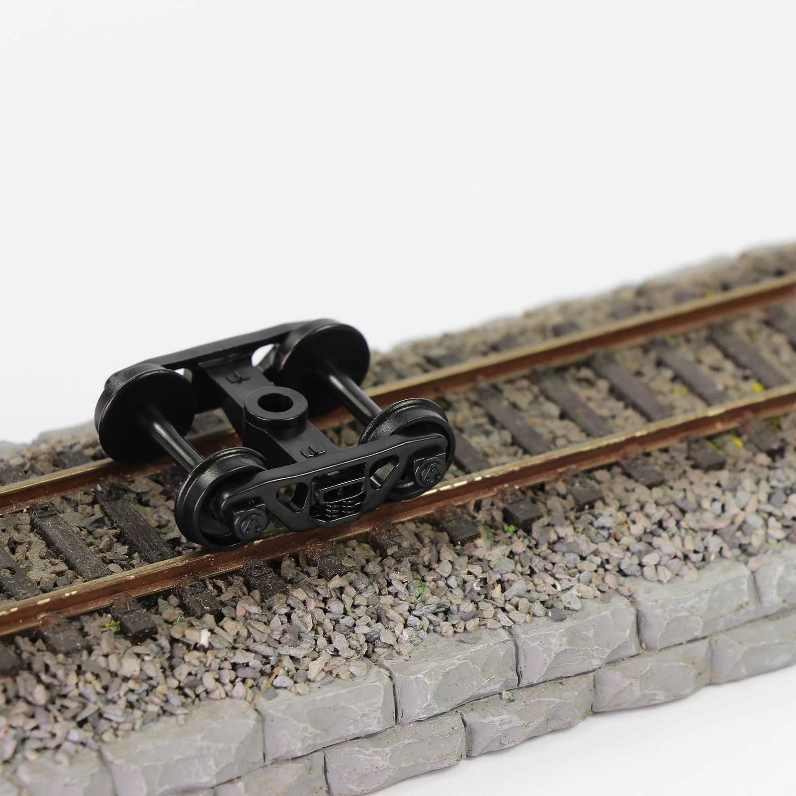 12pcs HO Scale 1:87 Model Trains Bogies with Plastic 33\