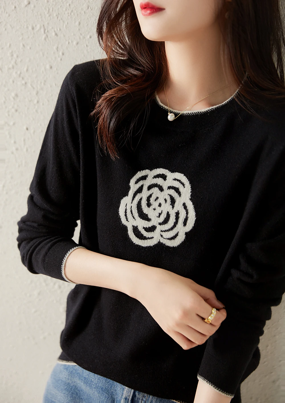 2021AutumnWinter New Stylish Elegant WOOL Knitted Pullovers Women O Neck Contrast Color Beading Rose Sweater