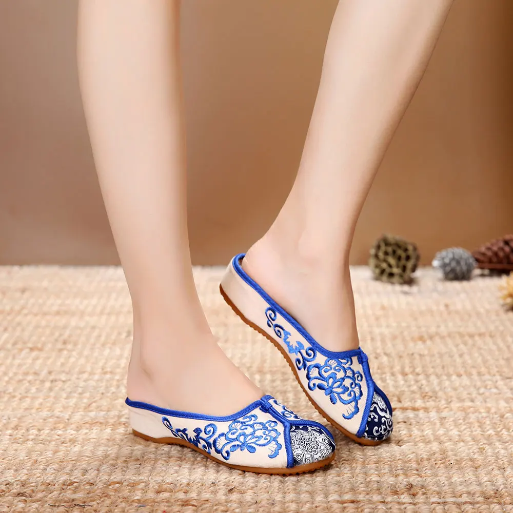 Veowalk Vintage Women Canvas Close Toe Slippers Chinese Embroidered Ladies Comfortable Flat Slides Retro Summer Shoes