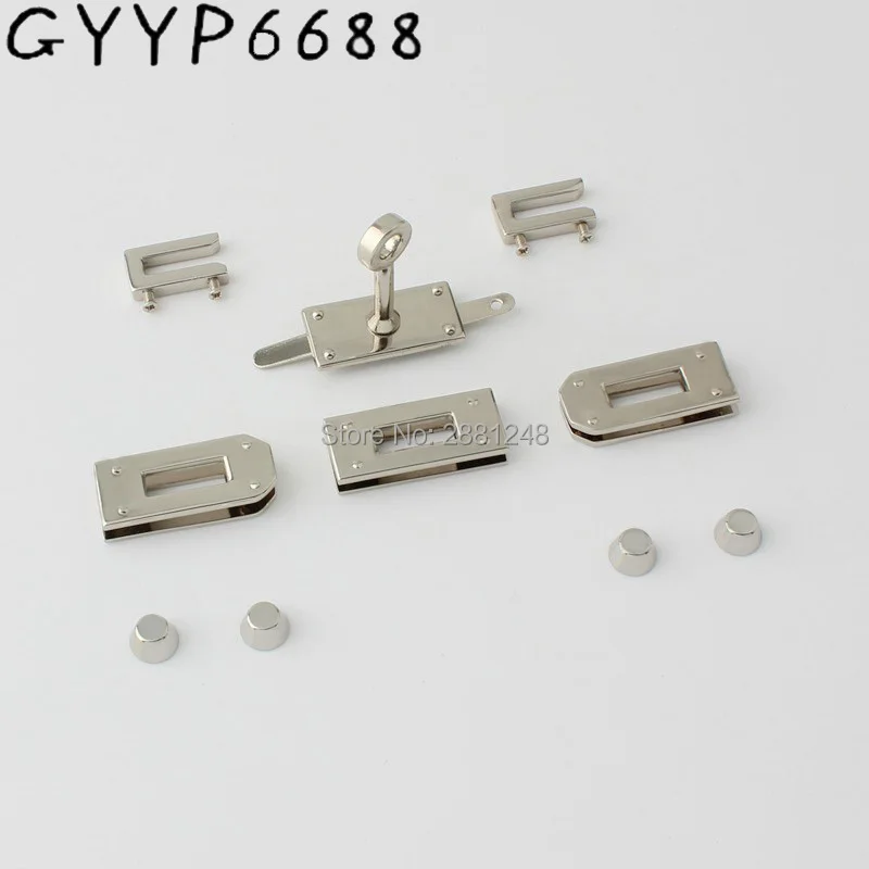 New Small silver eyelets lock hanger for bags hardware wholesale fashion a set of locks fittings woman bag handbags purse