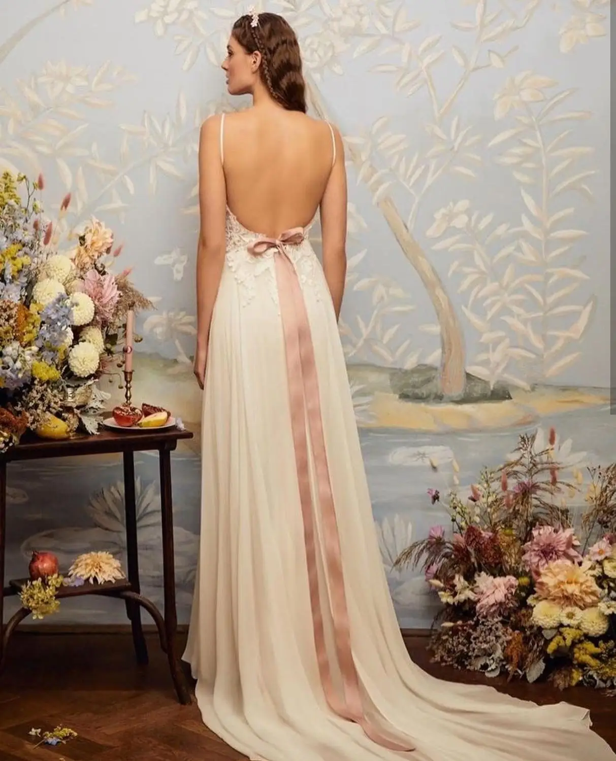 Boho Bohemian Pantai Gaun Pengantin 2021 Sisi Celah dengan Lapangan Kereta Backless Gaun Pengantin Sifon Renda Appliques Brilian Sederhana