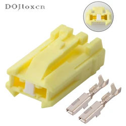 1/5/10/20/50/Sets 2 Pin Car License Plate Light Connector High Position Brake Light Wiring Plug MG610850-4 7283-8123-40