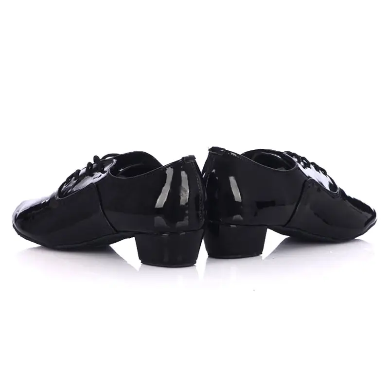 Scarpe da ballo latino uomo scarpe da ballo da sala uomo Tango Sneakers da ballo moderne scarpe da ballo Salsa in pelle bianca nera brillante per