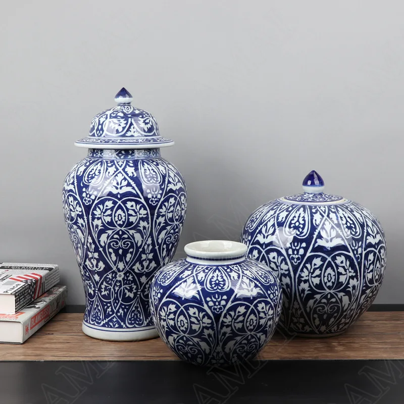 

European Ceramic Vase Hand Painted Blue and White Porcelain Decorative Flower Vase Creativity Coffee Table Desktop Tea Caddy