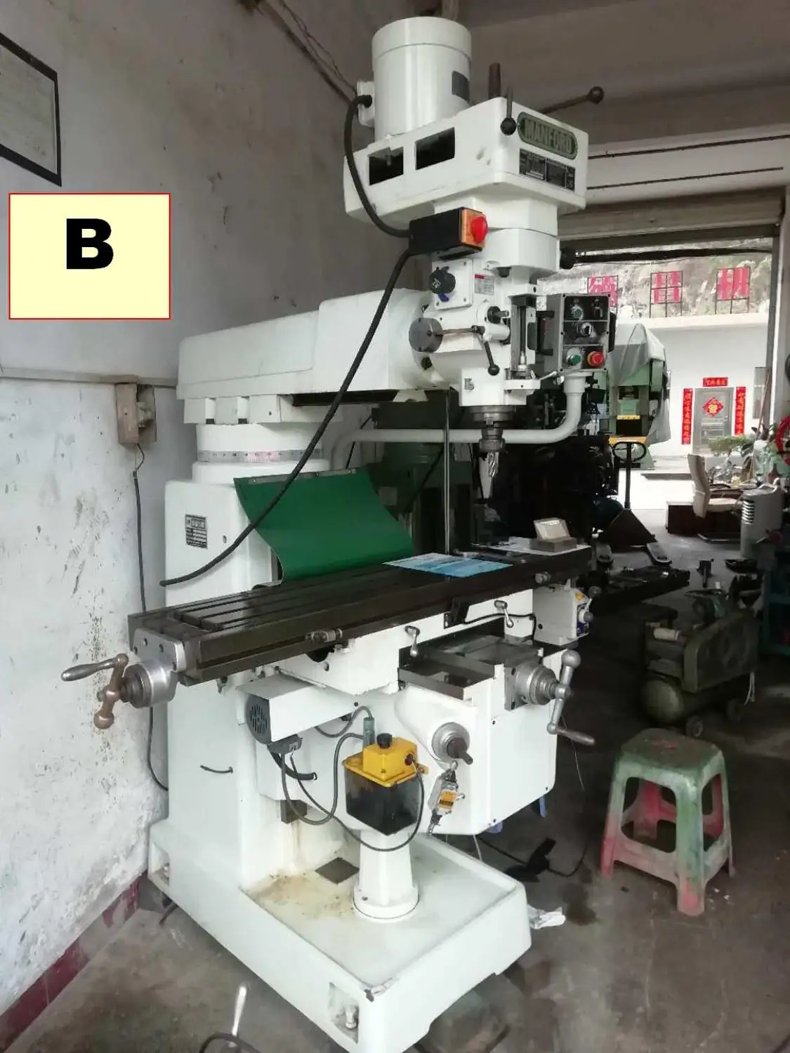 Fresadora usada 5H X eje Z, alimentación automática, 3 ejes, pantalla digital LED DRO