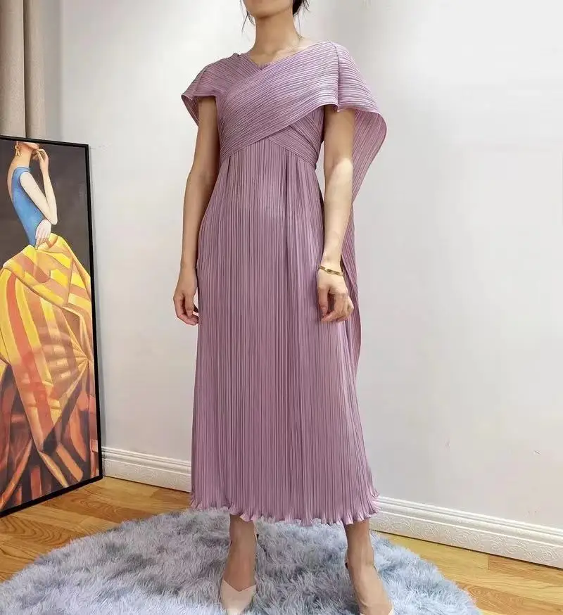 Summer Of 2023,  New Miyake Pleated Dress Has a Long Temperament, Which Is Casual Slim Elastic And Loose  A Fake Two-Piece  Suit