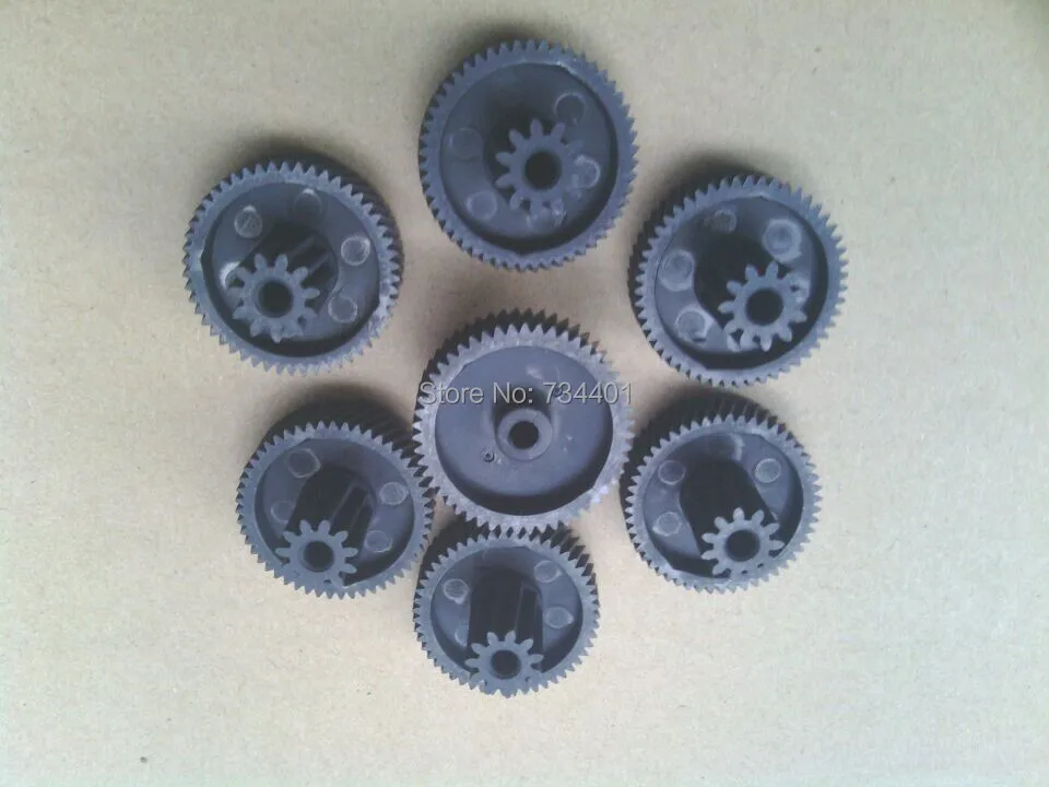 11Teeth and 51Teeth/2 Pcs/meat grinder mincer plastic gears fit Moulinex HV3/The new design!