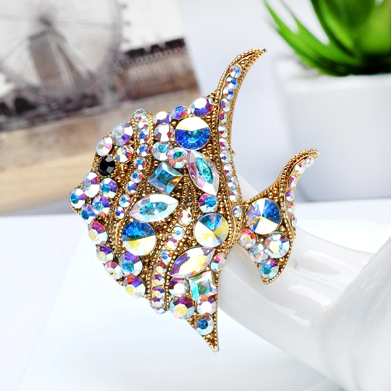 Pomlee Rhinestone Tropical Fish Brooches for Women Large Cute Animal Brooch Party Coat Jewelry Fashion Accessories