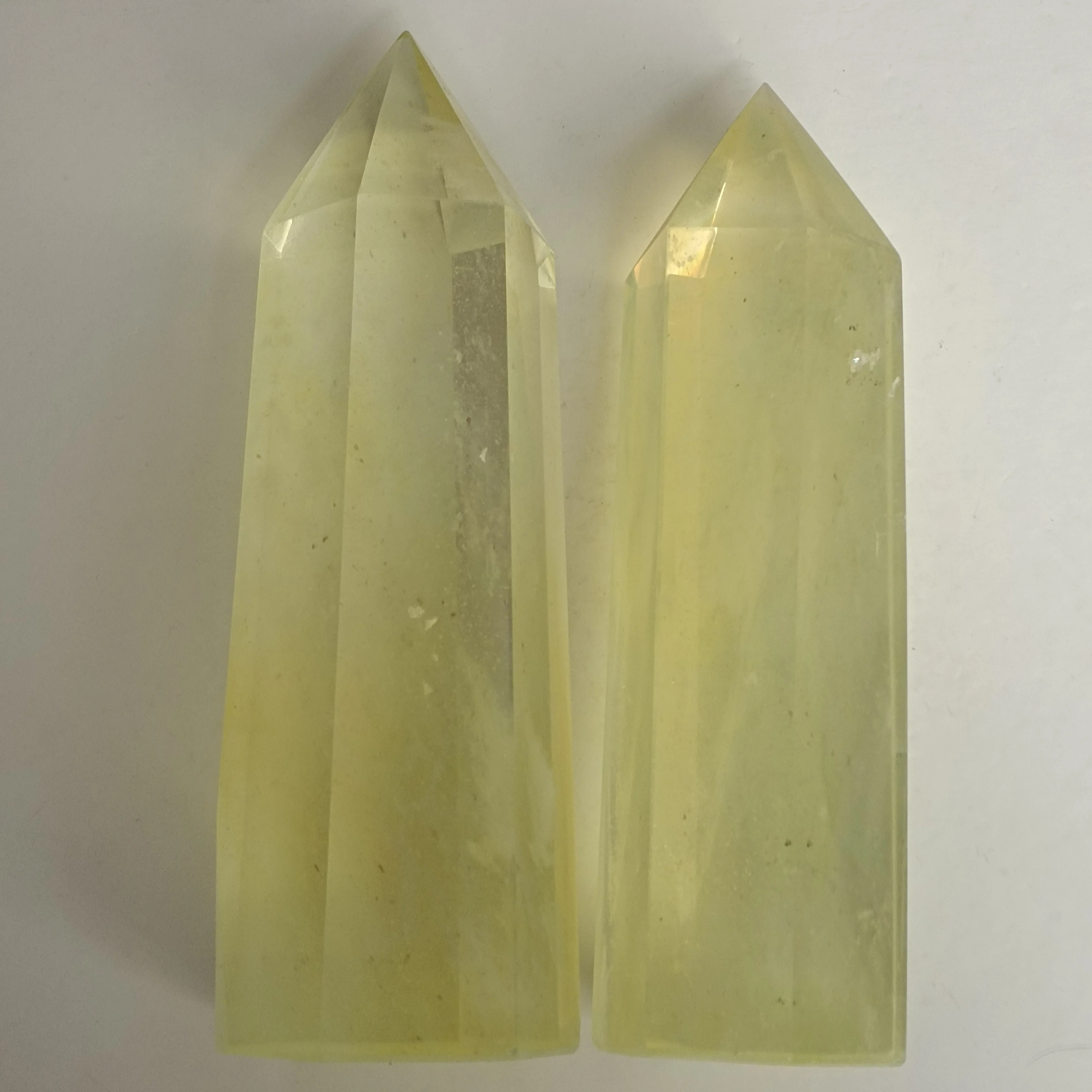 900-1400g 1pc Natural big smelting stone crystals wand point yellow quartz crystals point reiki healing home decor