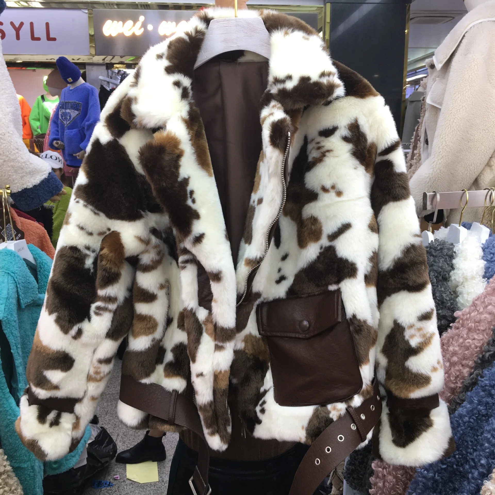 Chaquetas de piel de visón de imitación para mujer, abrigos cálidos más gruesos de piel de leopardo, temporada europea, novedad de invierno, mex F505