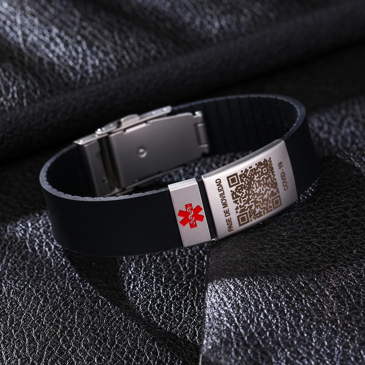 Braccialetti personalizzati con ID medico braccialetti di allarme medico personalizzati registra un codice QR per il cinturino in Silicone di