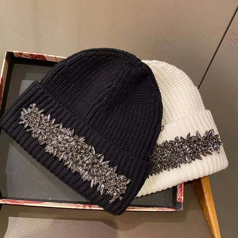 Gorros con diamantes de imitación para mujer, gorro de punto elástico, gorros de esquí, gorros cálidos para mujer, Otoño e Invierno