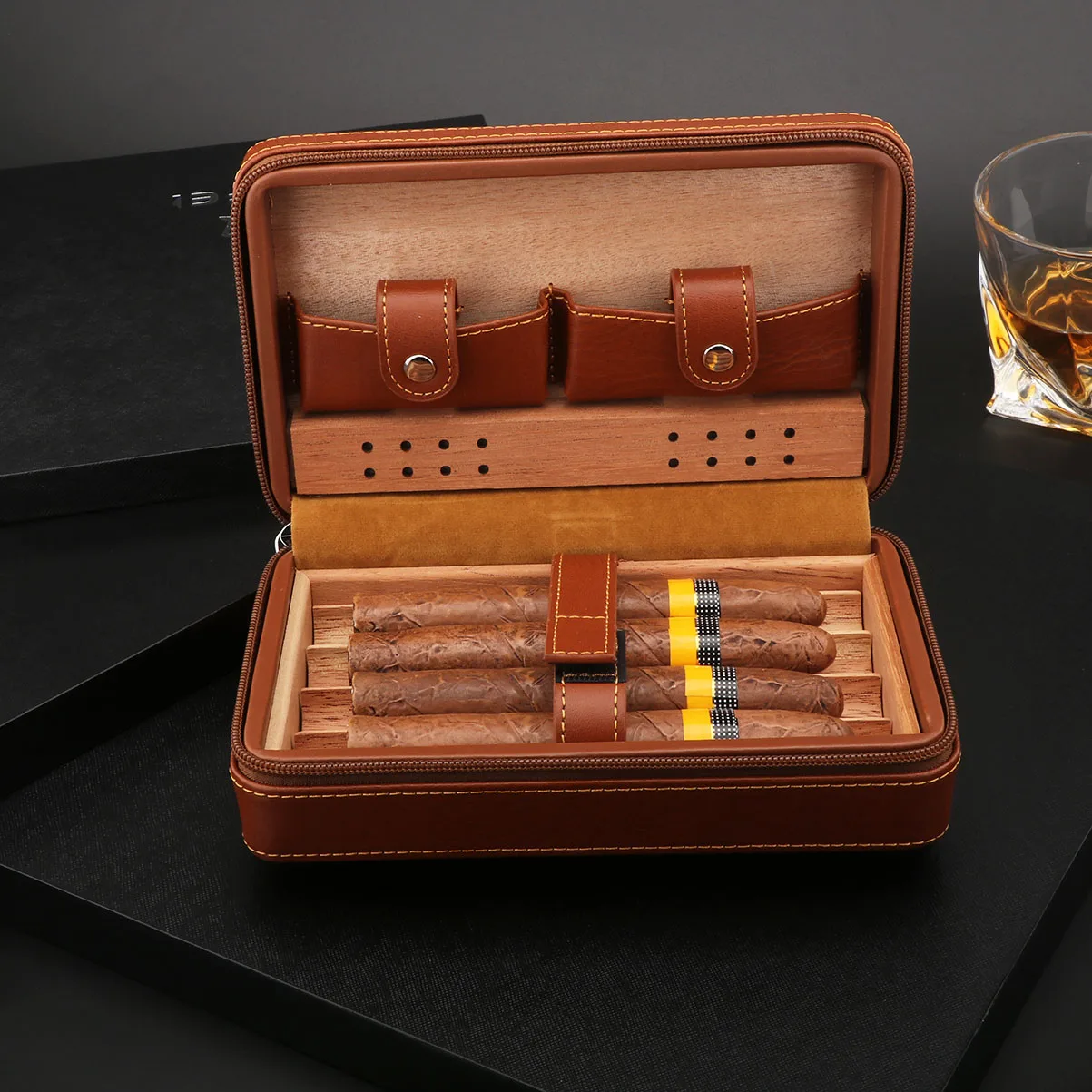 Xifei Cedar Wood Cigar Humidor with Humidifier and Dropper, Travel Case, Portable 4-Slot ,PU ,Smoking Accessories