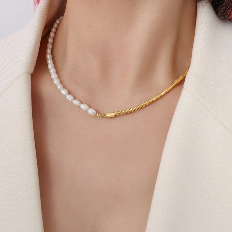 

Titanium With 18K Gold Snake Chian Real Pearl Choker Necklace Designer T Show Runway Gown Rare INS Japan Korean Boho Gothic