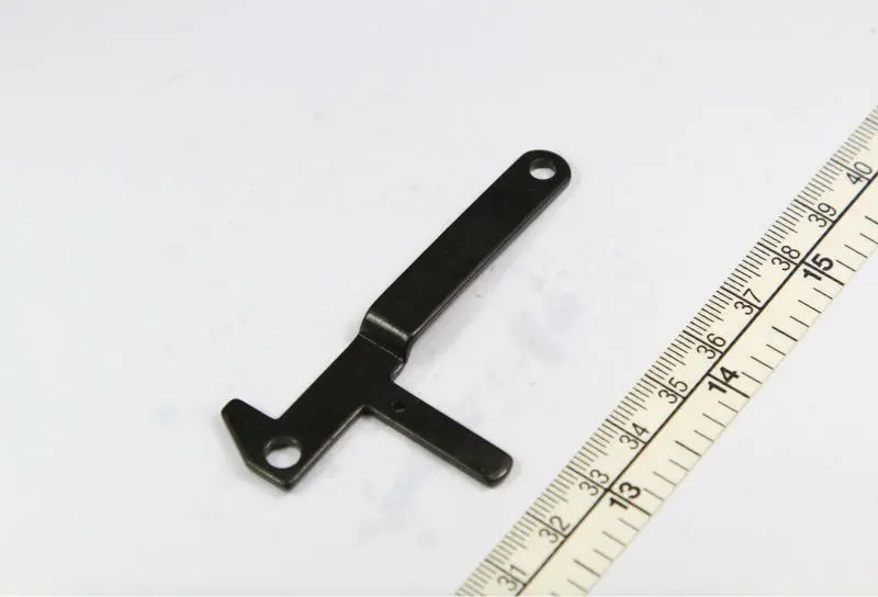 

KL270060 Barudan Embroidery Machine Parts LEVER CONN.PLATE BEDSH-YN/YS-BS