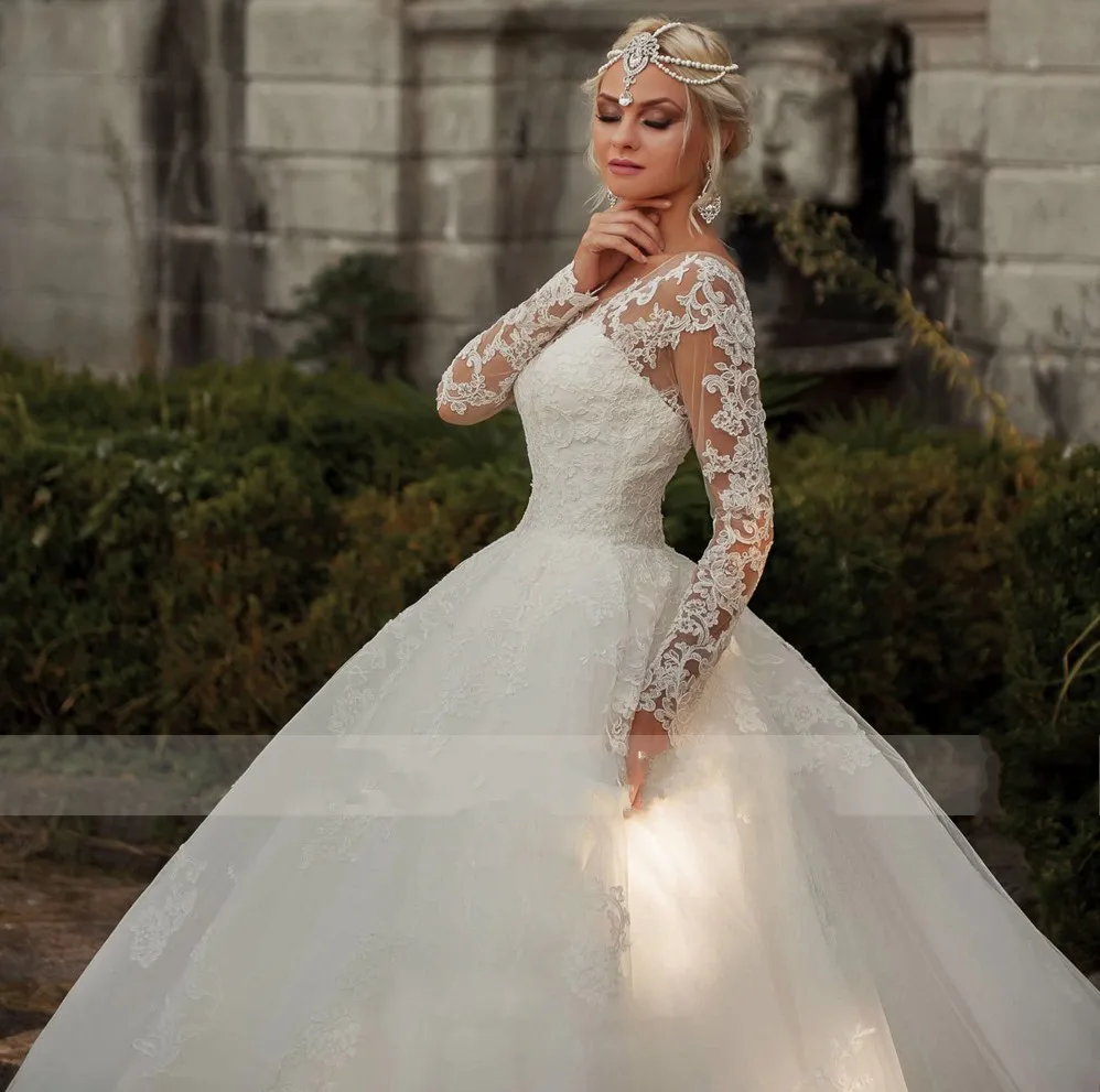 High End Emboridery Lace Wedding Dress 2025 O-Neck Full Sleeves Bridal Gown Chapel Train Muslim Dubai Customed Robe De Mariée