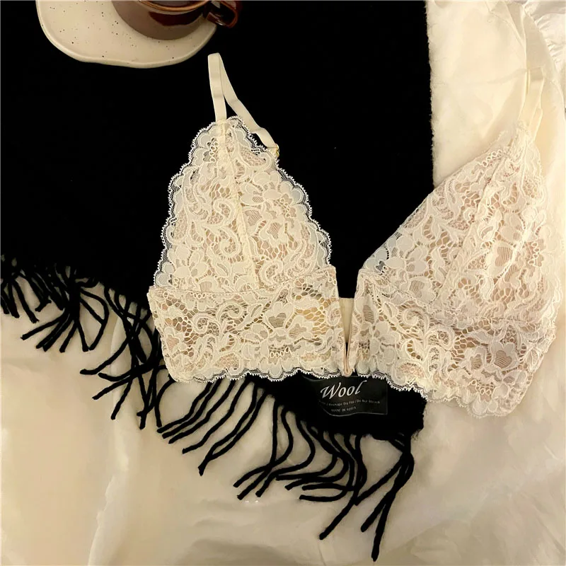 Palace lace mesh hollow vintage lingerie girl V-neck one piece no steel ring underwear floral print cotton breathable bra