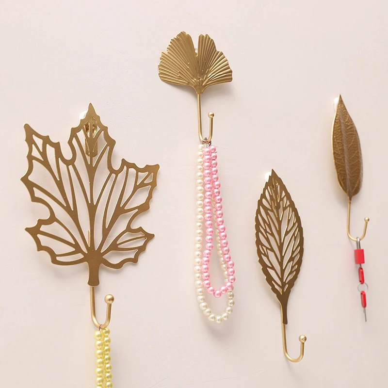 Luxury Golden Wall Hooks Leaves Hanging Door Wall Hanger Hook For Towel Hat Coat Rack Key Clothes Hanger Door Wall Decoration