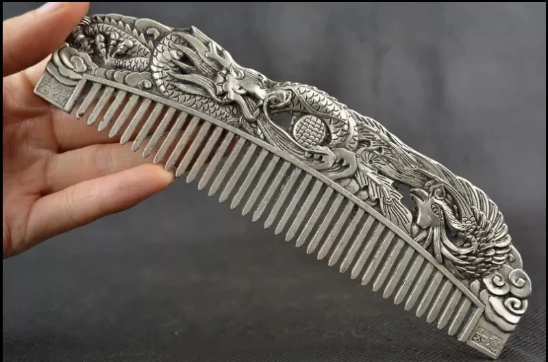 

Chinese Old Decoration Collectibles Handwork Tibet Silver Carving Dragon Comb A+