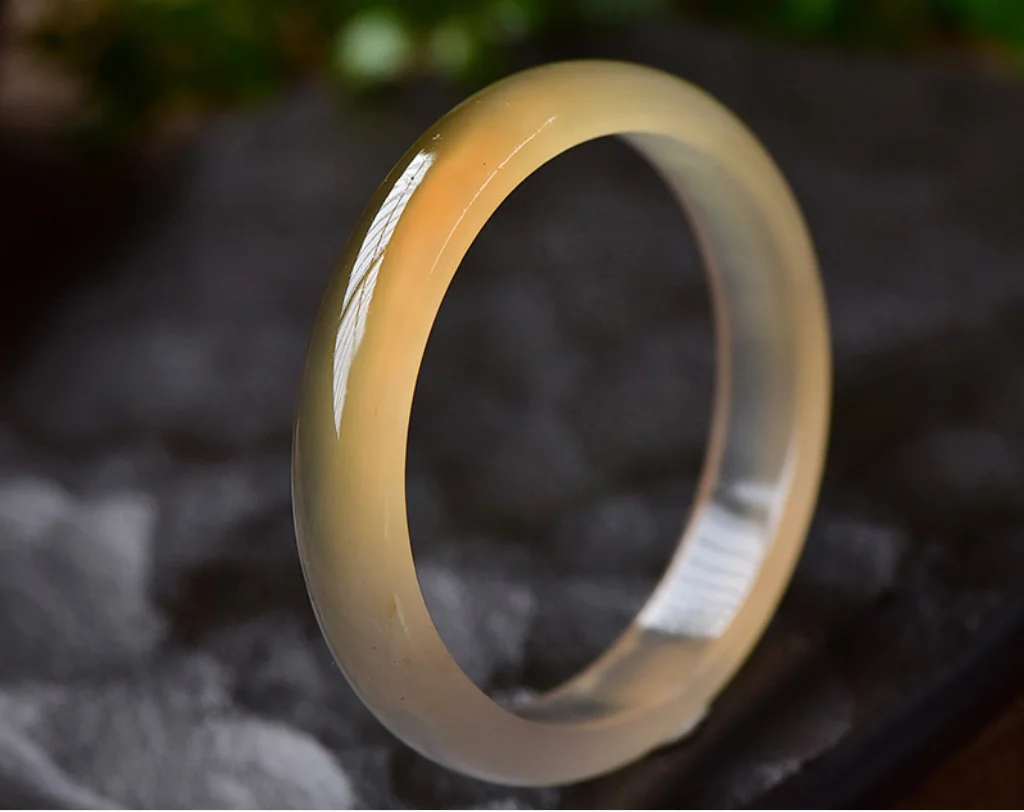 High Quality Natural Madagascar Grey Agate Chalcedony Jade Stone Ice Bracelet Exquisite Jewelry Bangle Lucky Accessories Gift