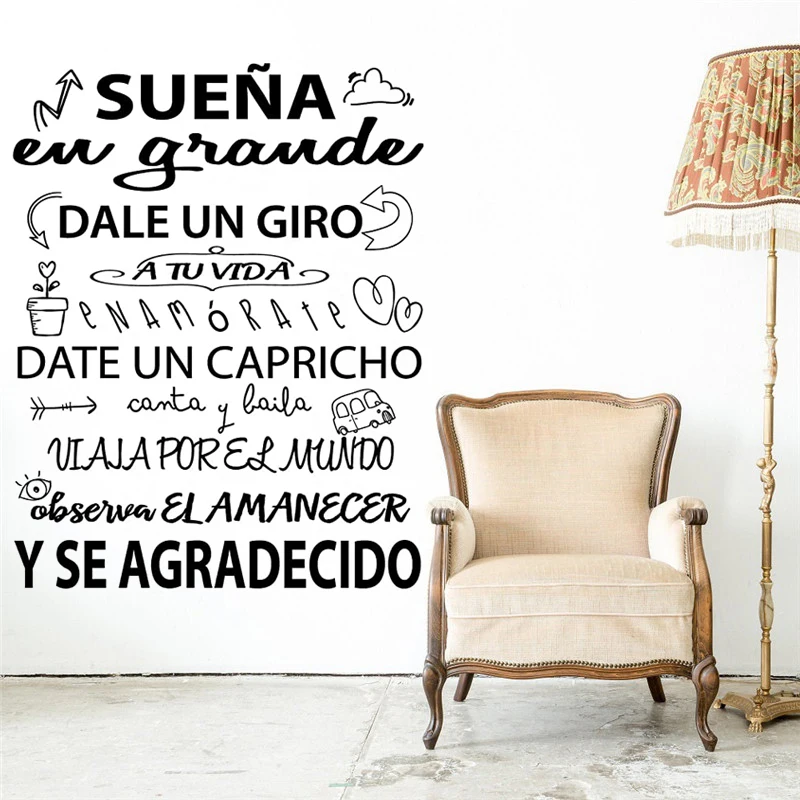 Vinyl Sueña En Grande Dale Un Giro Wall Decals Decorative motivational phrases Decor Spanish Quote Livingroom Stickers RU2018