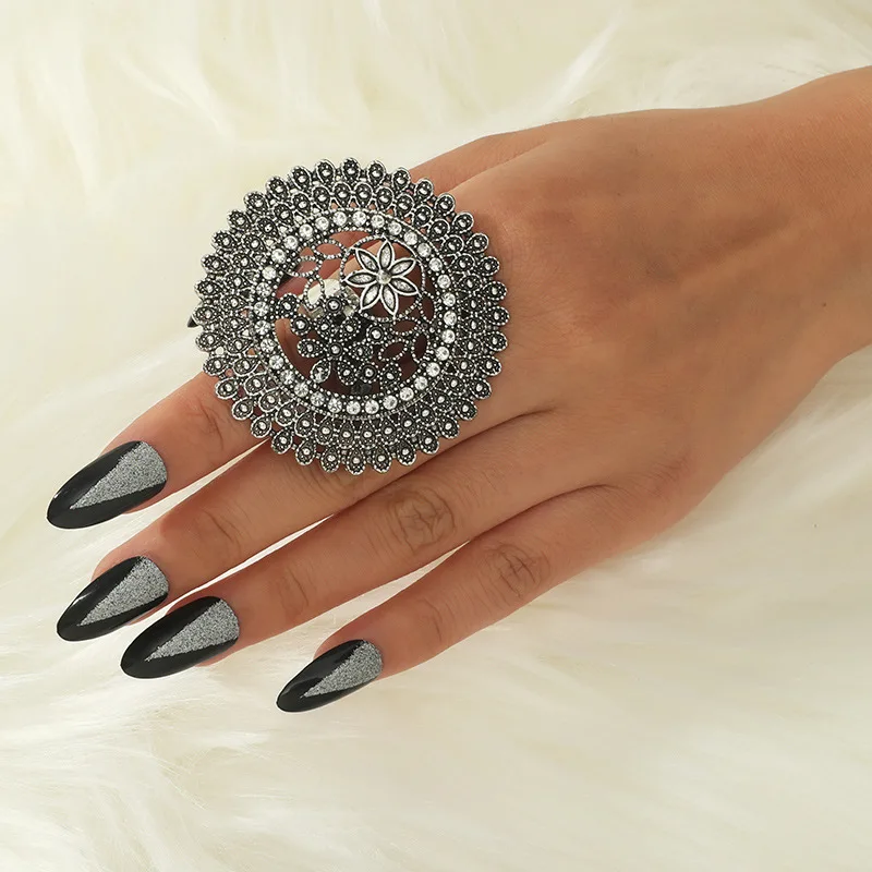 Indian Big Oxidized Silver Color Metal Rings for Women Boho Carved Flower Rhinestone Wedding Finger Ring Afghan Party Jewelry