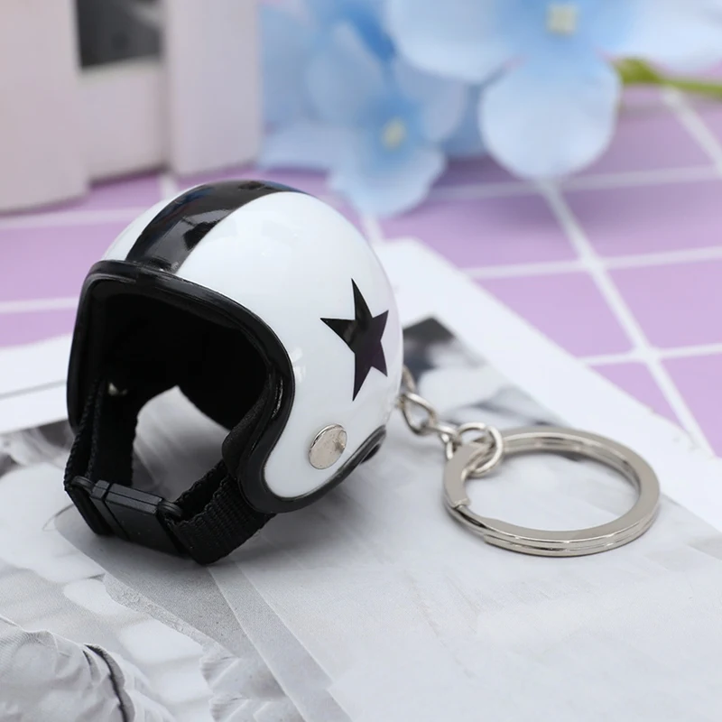 Creative Motorcycle Safety Helmet Car Auto Five-star Keychain Pendant Classic Key Ring Keyfob Casque Holder Car Pendant Keychain